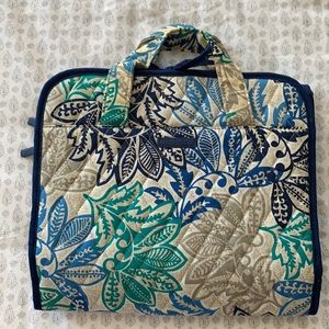 Vera Bradley Hanging toiletry kit